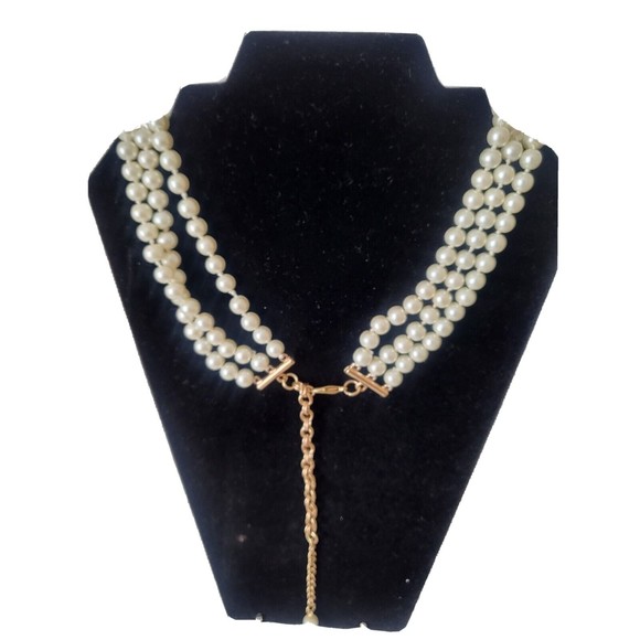 VINTAGE Triple Strand Glass beads Faux Pearl 20" Necklace With 6" Extender - Picture 3 of 5